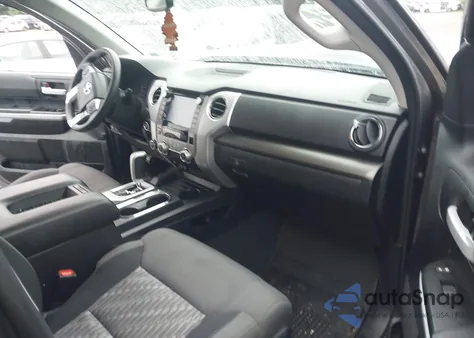 2021 Toyota Tundra Sr5 z USA, uszkodzony, nr VIN 5TFUY5F16MX043858